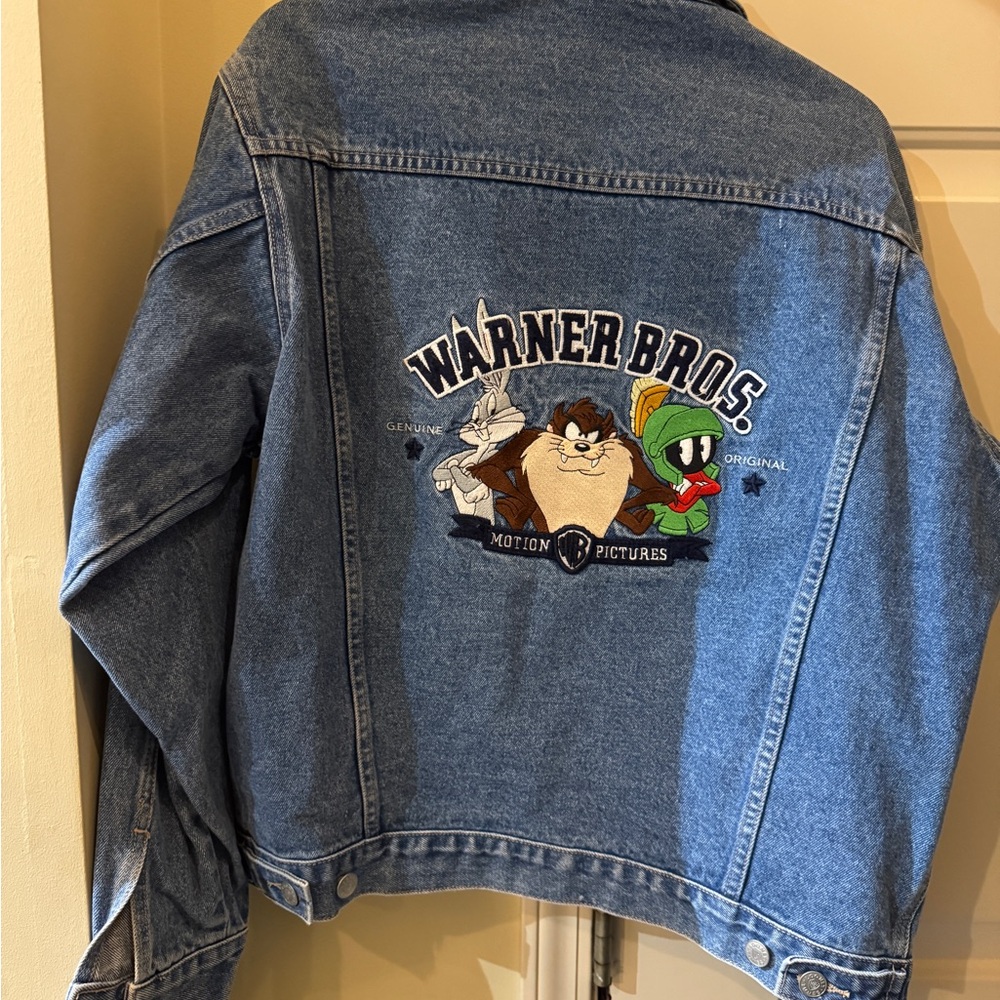 Warner Bros Denim  Jean Jacket with Cartoon‎ Characters Small